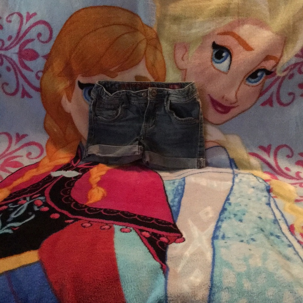 Kids clothes
